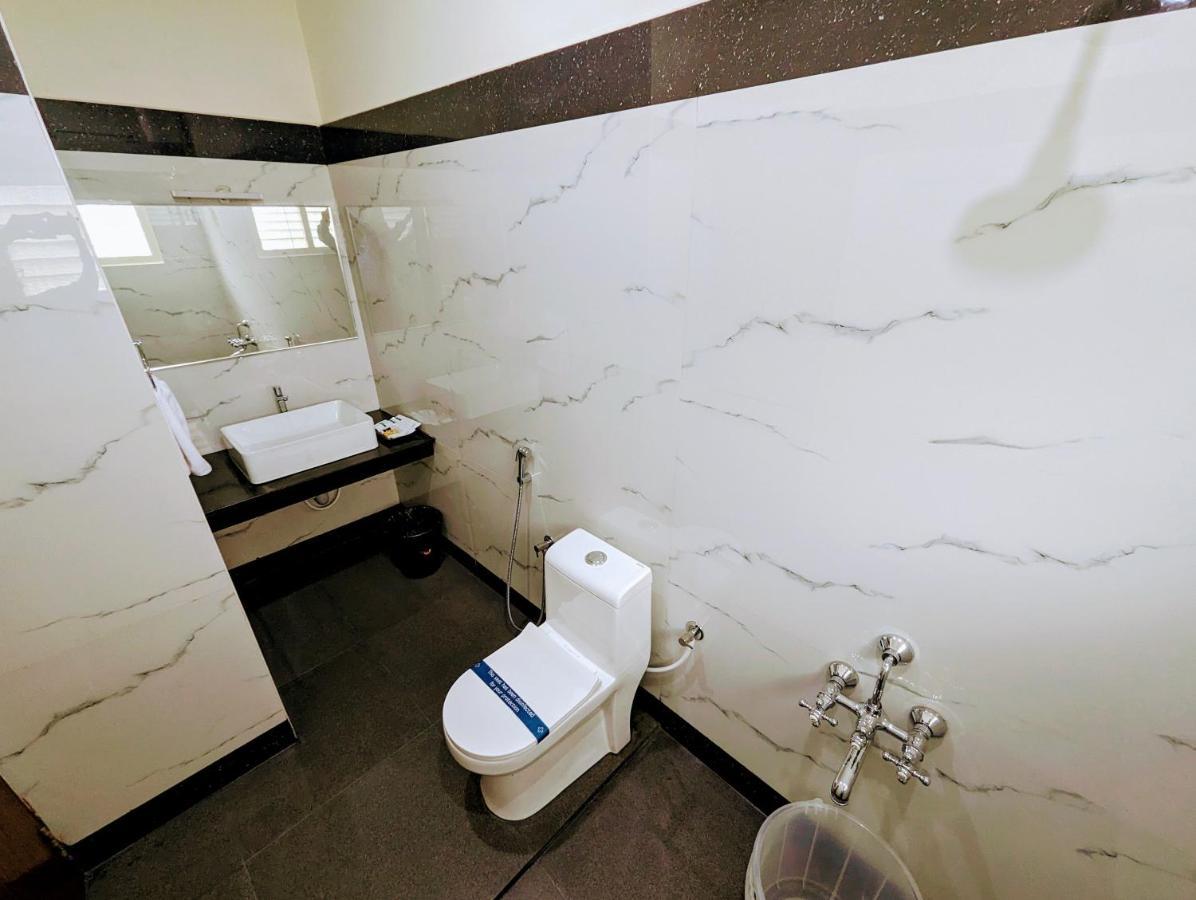 Tiruchirappalli Tpc Camphor酒店 外观 照片
