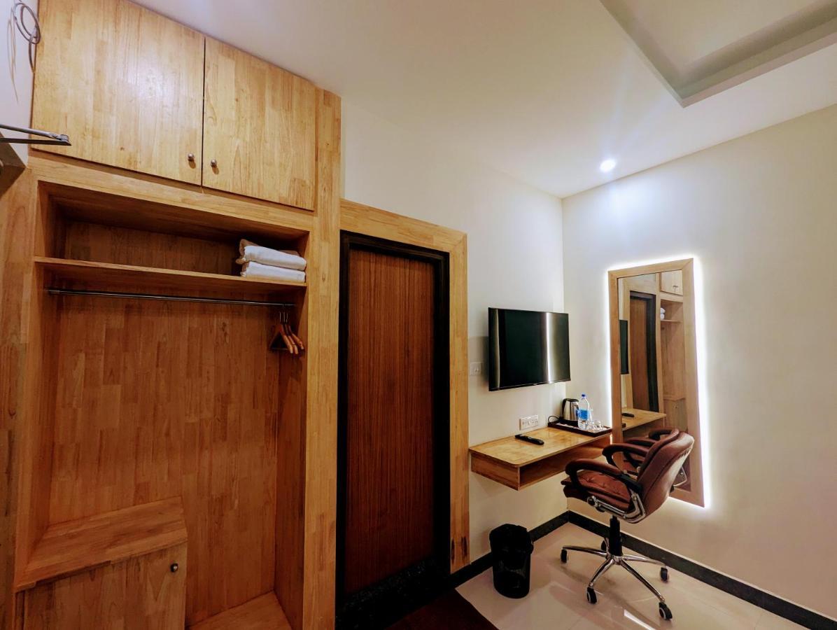 Tiruchirappalli Tpc Camphor酒店 外观 照片