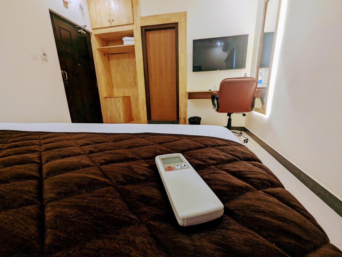 Tiruchirappalli Tpc Camphor酒店 外观 照片