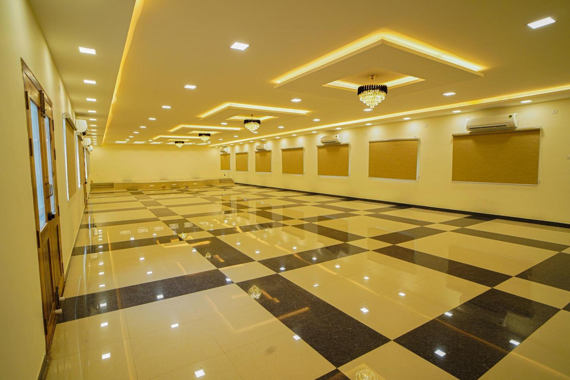 Tiruchirappalli Tpc Camphor酒店 外观 照片