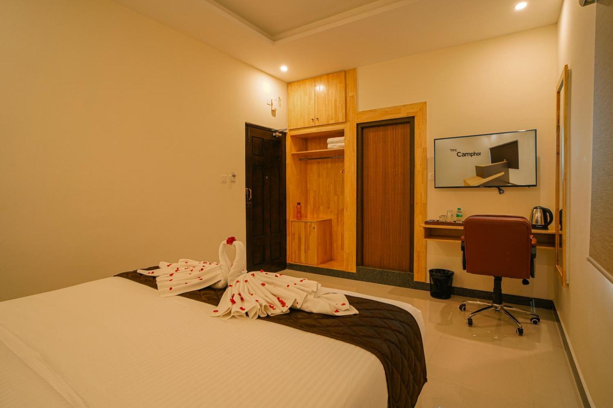Tiruchirappalli Tpc Camphor酒店 外观 照片